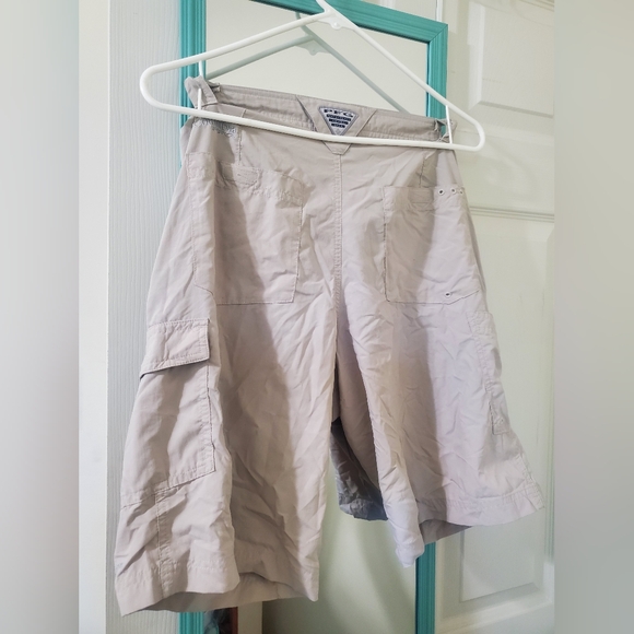 Columbia PFG Mens 30W 10L Khaki Cargo Tan Shorts Fishing Lightweight Outdoor - Picture 2 of 3